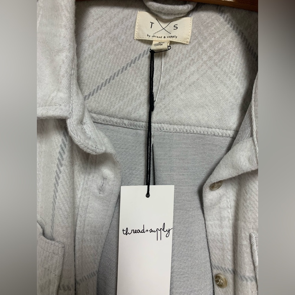 NEW Thread & Supply Light Gray Super Soft Plaid Shirt Top Size XS​ - Picture 2 of 4